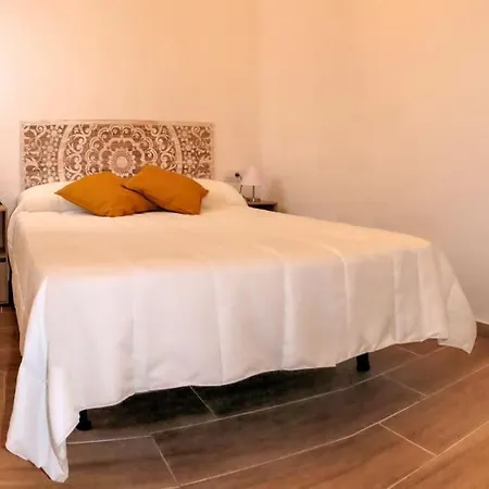 Nyaraló Casa Nova: Casa Comoda I Gran Centre De *