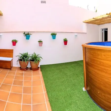 Casa Nova: Casa Comoda I Gran Centre De