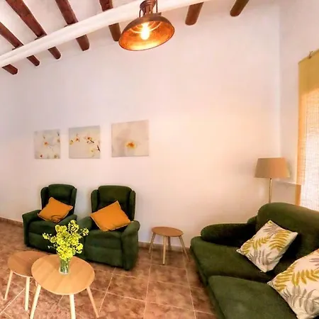 Casa Nova: Casa Comoda I Gran Centre De Nyaraló