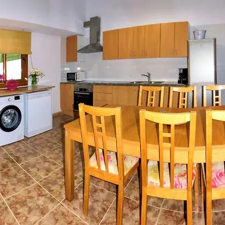 Casa Nova: Casa Comoda I Gran Centre De