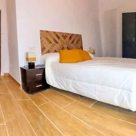 Casa Nova: Casa Comoda I Gran Centre De * L'Estartit