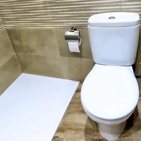 Casa Nova: Casa Comoda I Gran Centre De Nyaraló L'Estartit